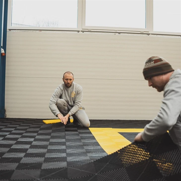 Vinyl Garage Floor Mat